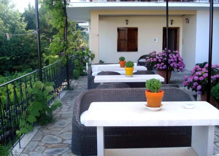 Paradeisos Double Room With Balcony 5