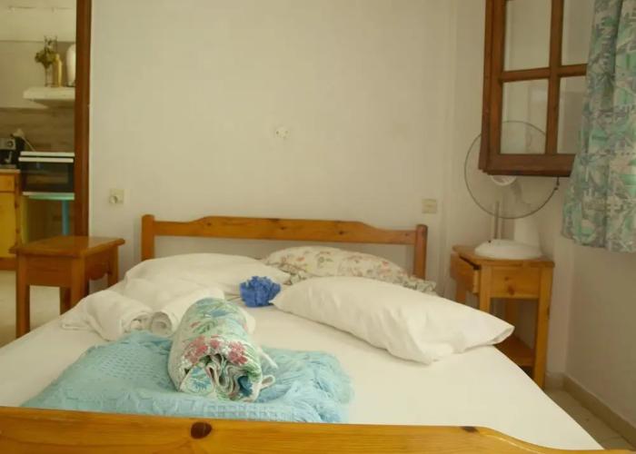 Paradeisos Double Room 6