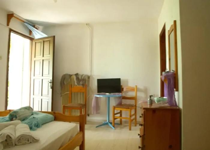 Paradeisos Double Room 6