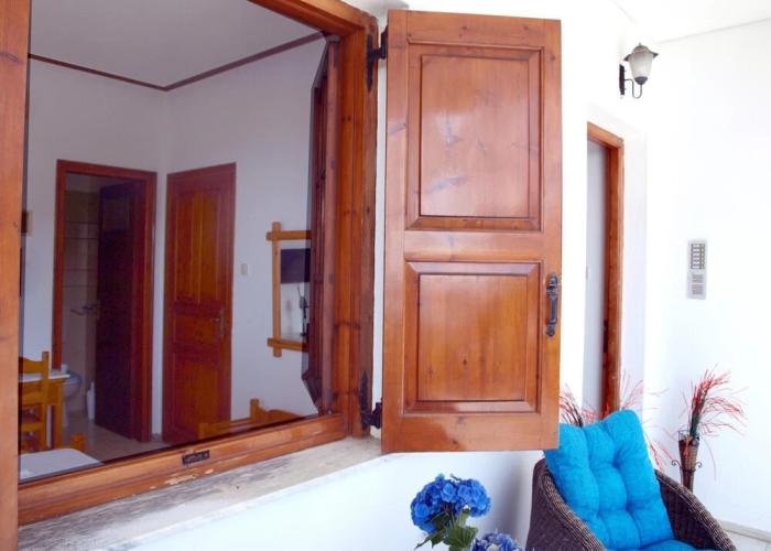 Paradeisos Double Room With Balcony 2