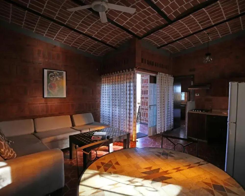 Mama Chuy Hotel & Villas