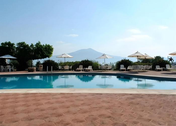 Mama Chuy Hotel & Villas