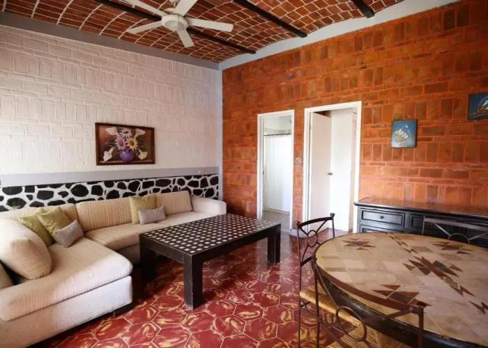 Mama Chuy Hotel & Villas