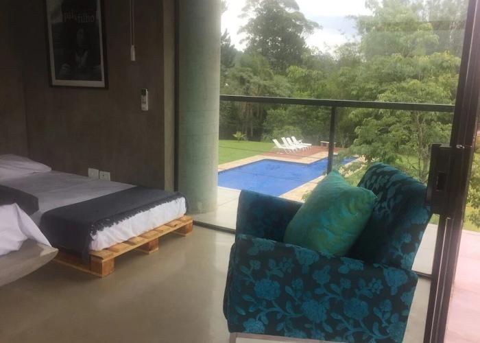 Linda chácara, aconchegante, em São Roque