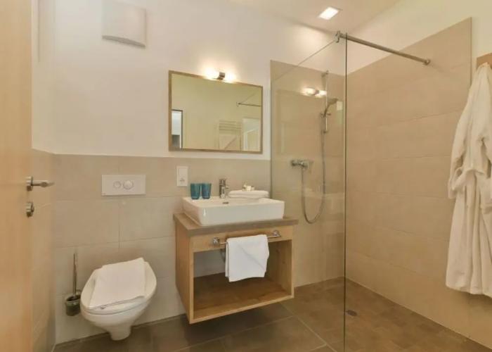 Majestic Apartment in Klosterle With Sauna on the Arlberg Met Terras