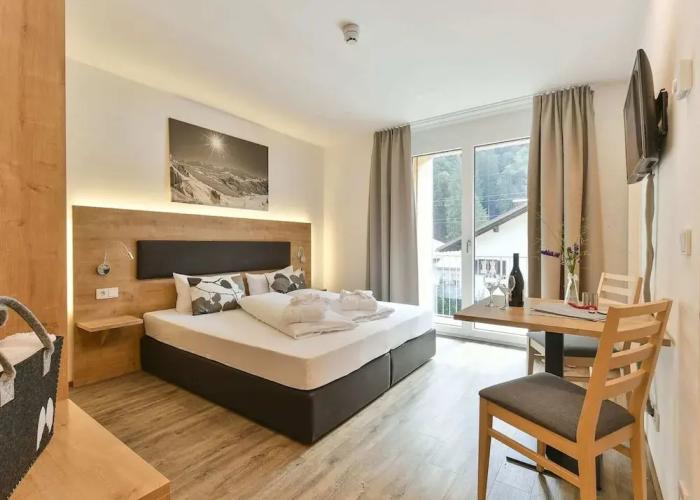 Majestic Apartment in Klosterle With Sauna on the Arlberg Met Terras