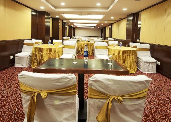 The Golden Plaza Hotel & Spa