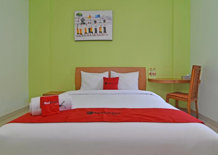 RedDoorz Plus @ Mahendradatta Denpasar