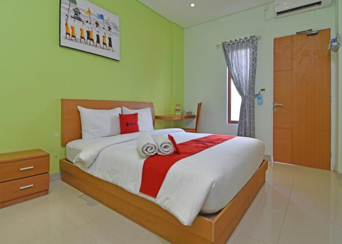 RedDoorz Plus @ Mahendradatta Denpasar
