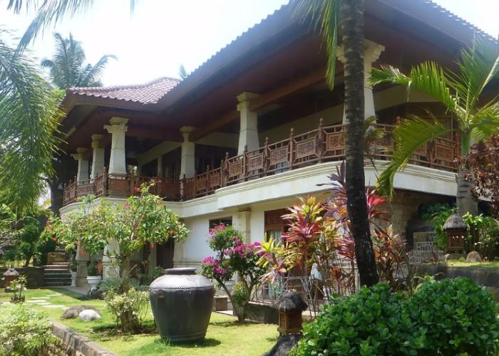 Gunung Paradis Retreat