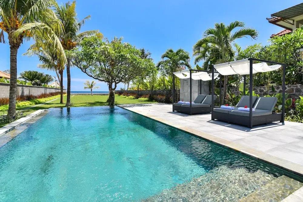 фото Villa Lou