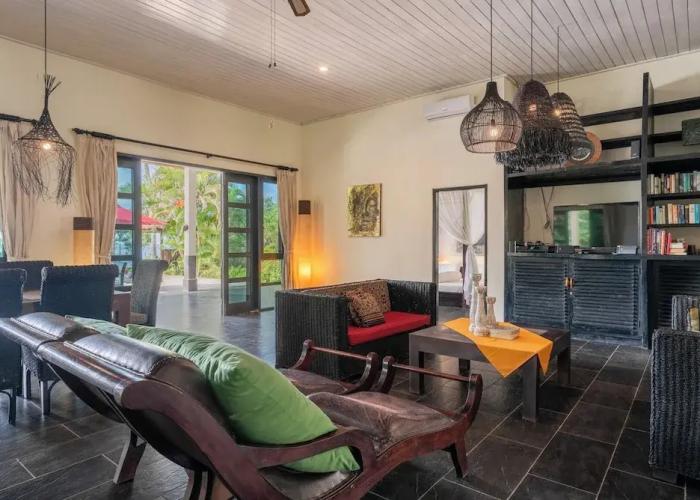 Villa Burung