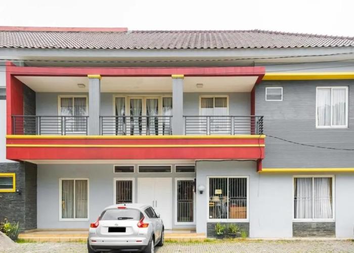 RedDoorz near Siloam Karawaci 3