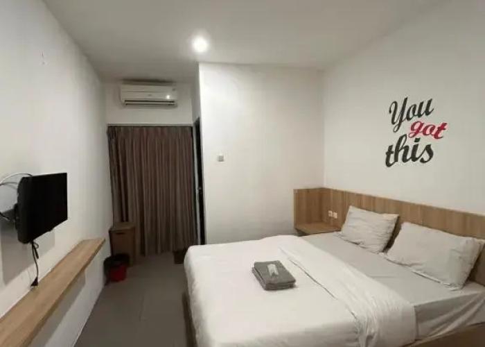 Behomy Maxley Lippo Karawaci