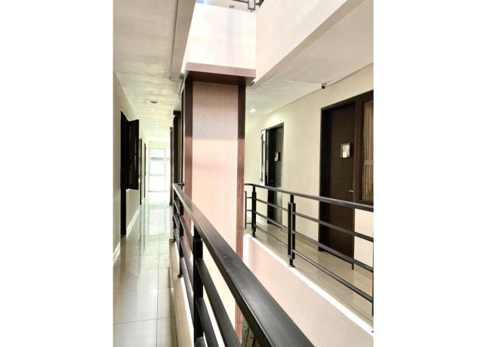 Behomy Corner 8 Lippo Karawaci