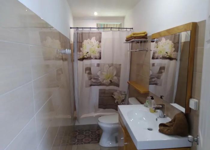 Fare Arana Moorea Guesthouse