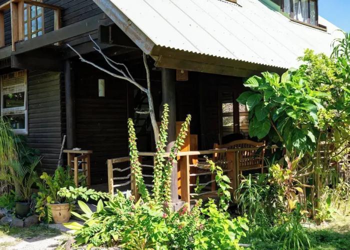 Great House By Manaeva Lodge