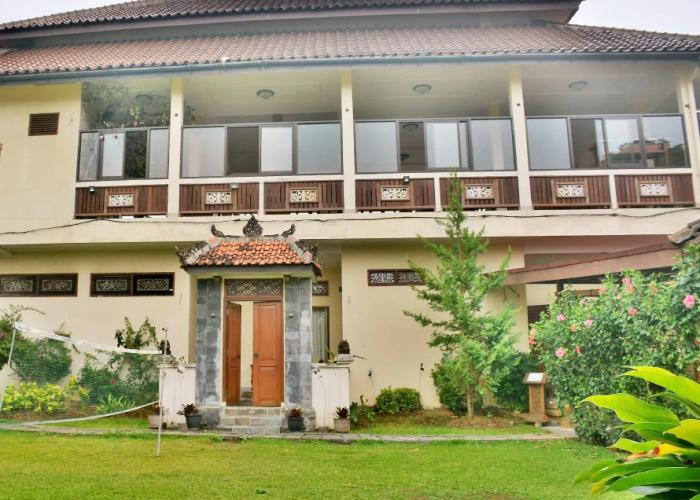Taman Teratai Hotel