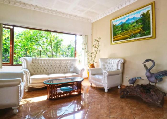 Villa Aries Biru