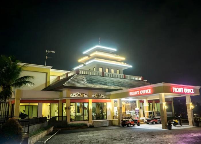 Grand Ussu Hotel & Convention