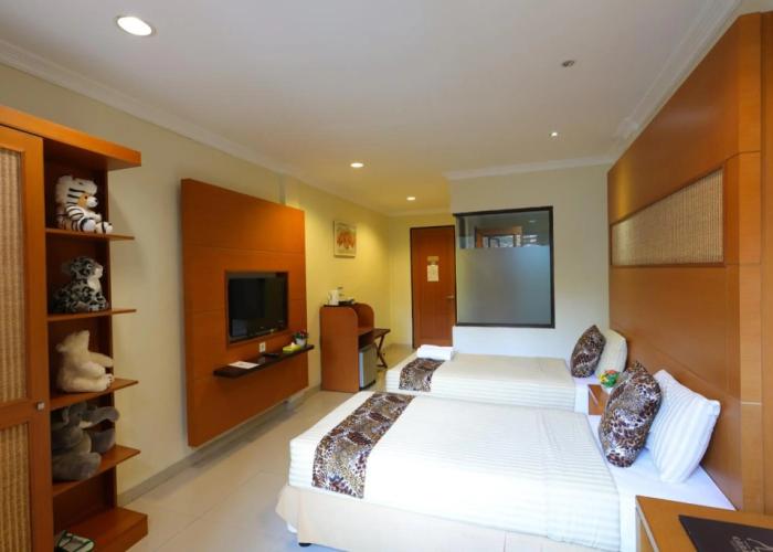 Taman Safari Lodge