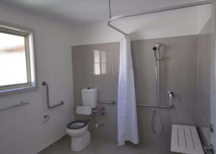 Dylene Caravan Park - 2 Br Family Cabin With Air