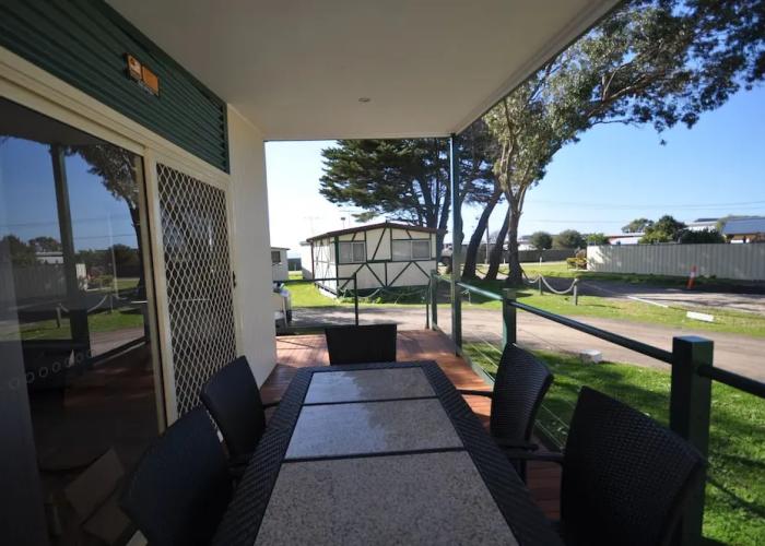 Dylene Caravan Park - 2 Br Family Cabin With Air