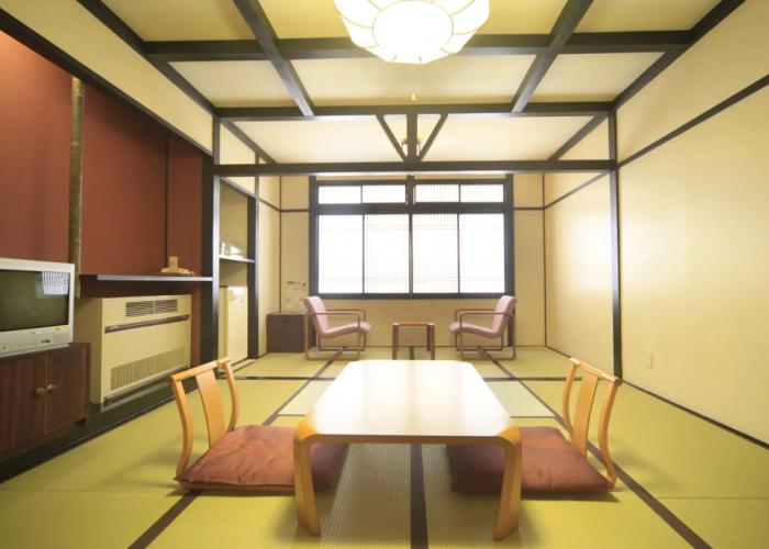 Omiya Ryokan