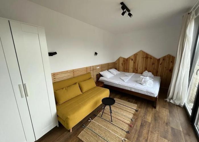 Ursa Mica Glamping Resort