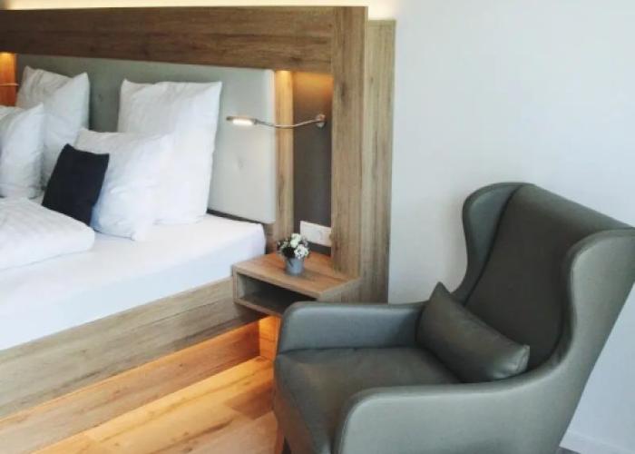 Four Stars by City Hotel