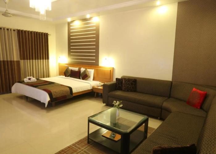Vishwaratna Hotel