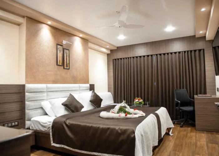 Hotel Rajmahal