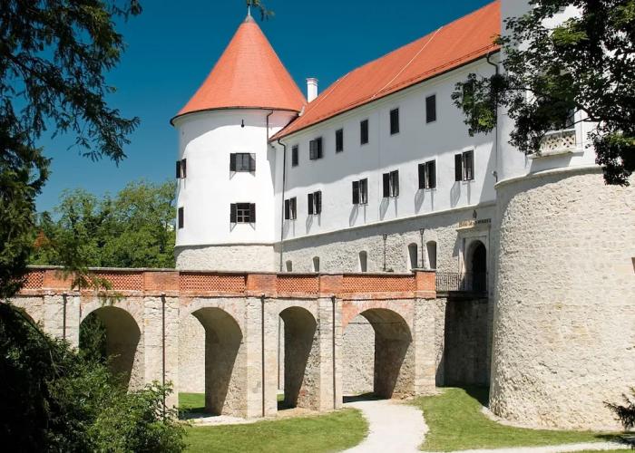 Brezice