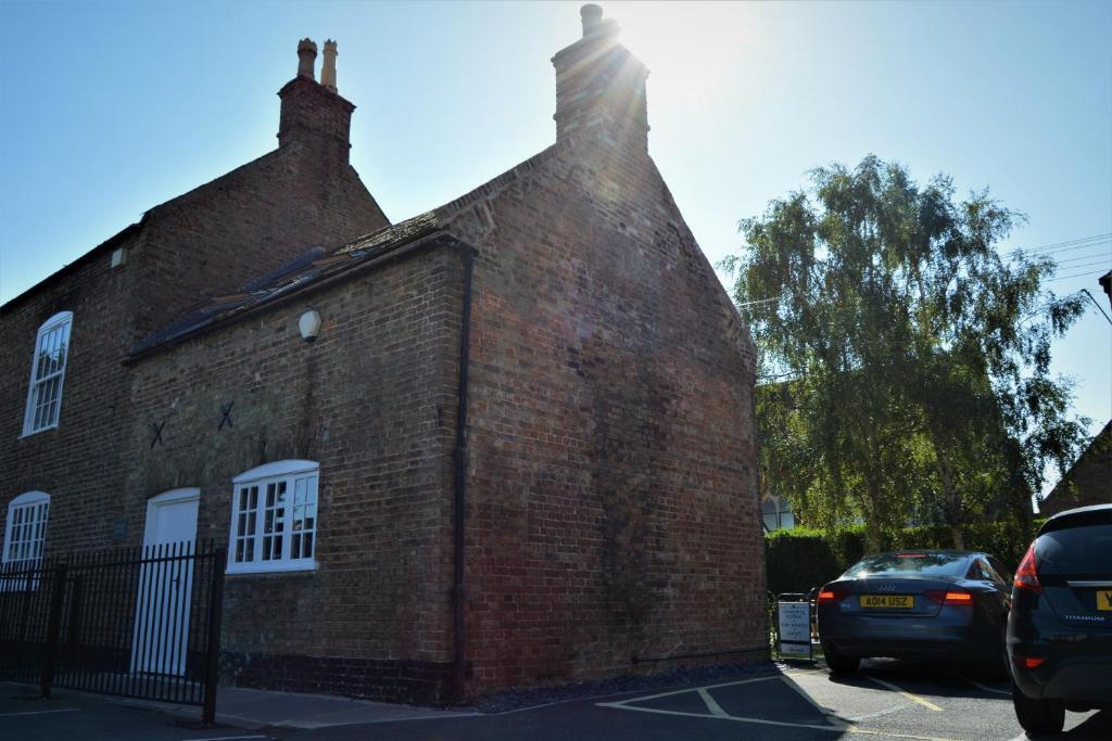 Oliver Cromwell Hotel