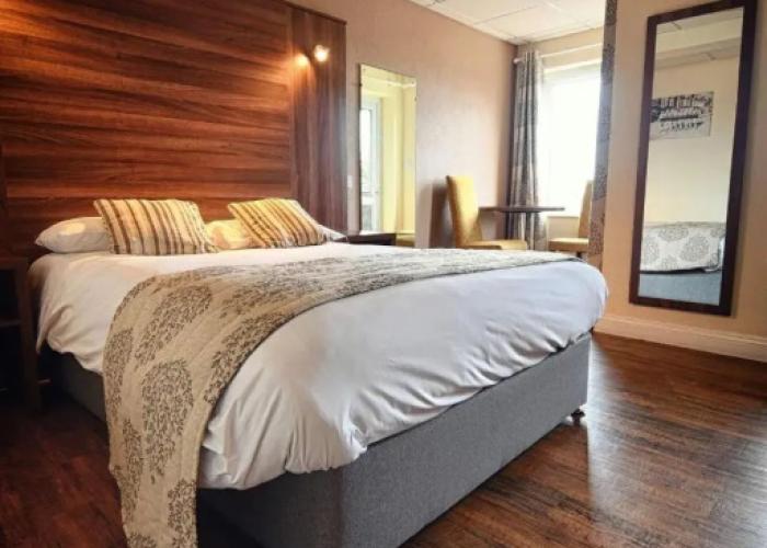 Oliver Cromwell Hotel