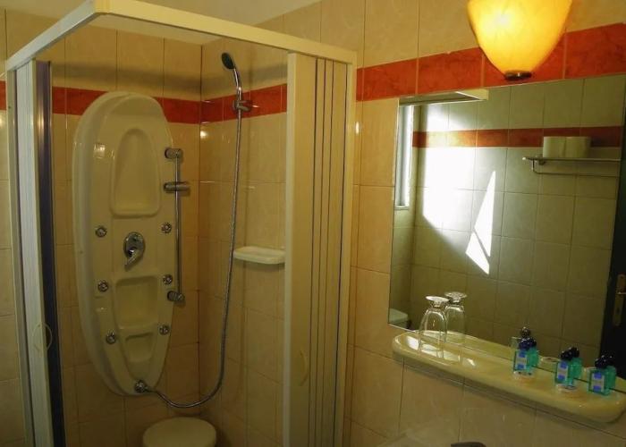 Hotel Kiani Akti