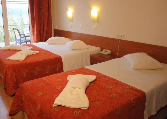 Hotel Kiani Akti