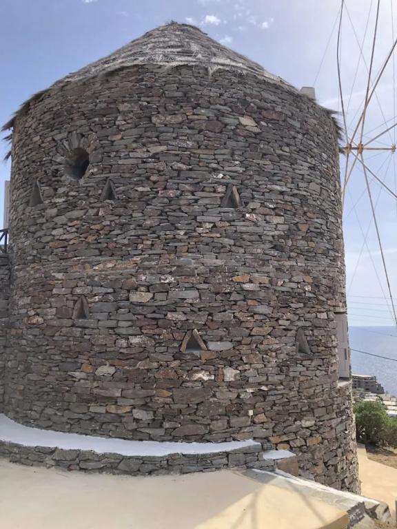 фото The Stone Windmill