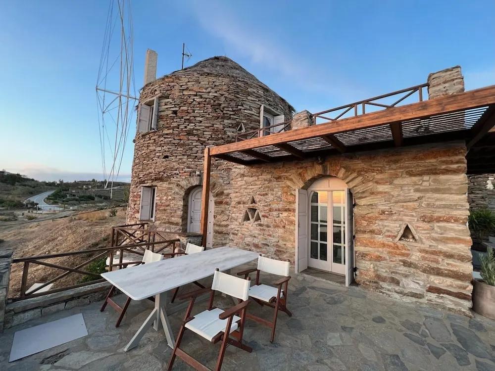 фото The Stone Windmill