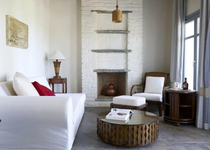Porto Kea Suites