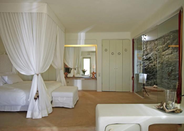 Aigis Suites