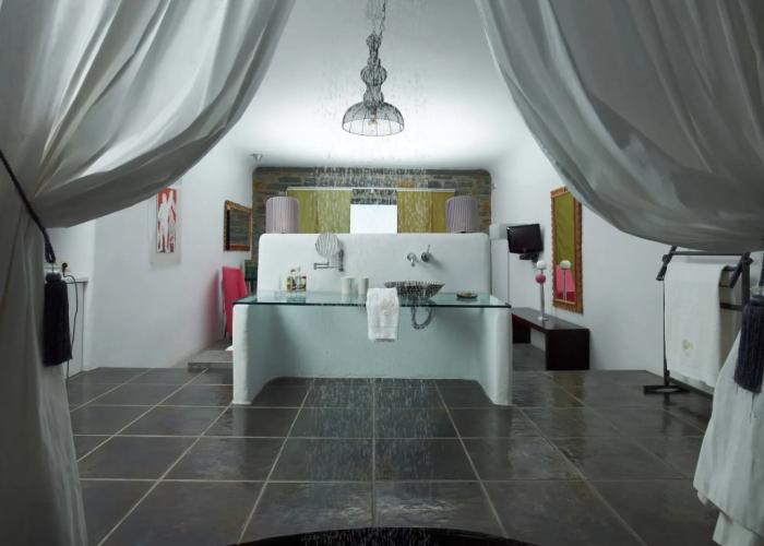 Aigis Suites