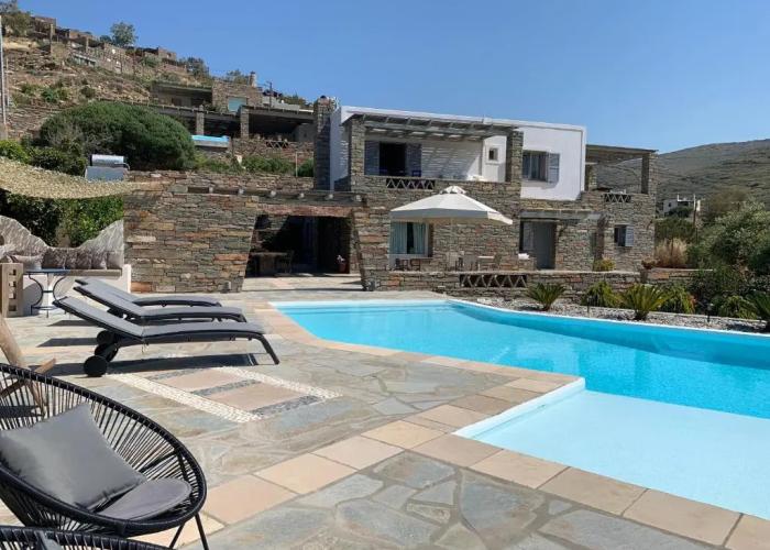 Relax Joy Villa - Easy Beach Access 150m Away