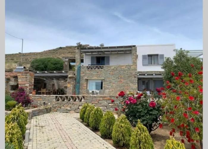 Relax Joy Villa - Easy Beach Access 150m Away