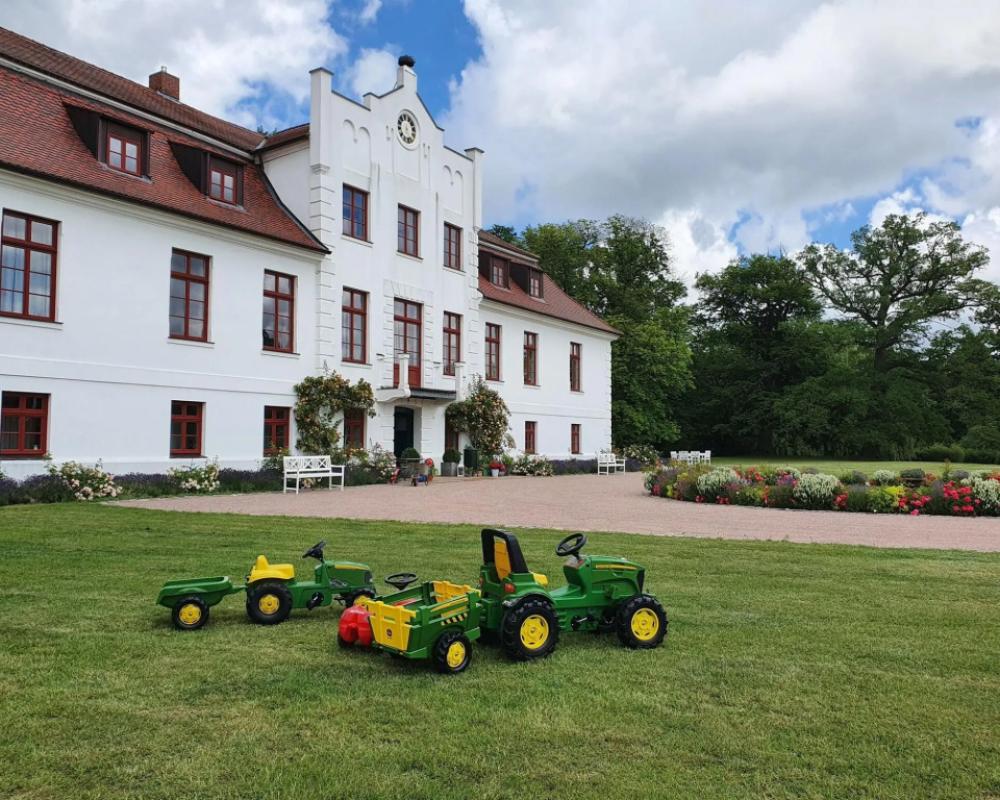 Apartment in Gerdshagen With Garden