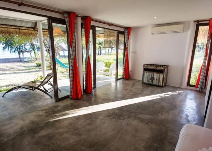 Mumsa Beach Resort & Restaurant