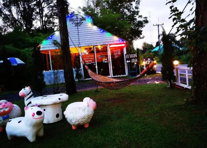 Saengcha Farm Resort