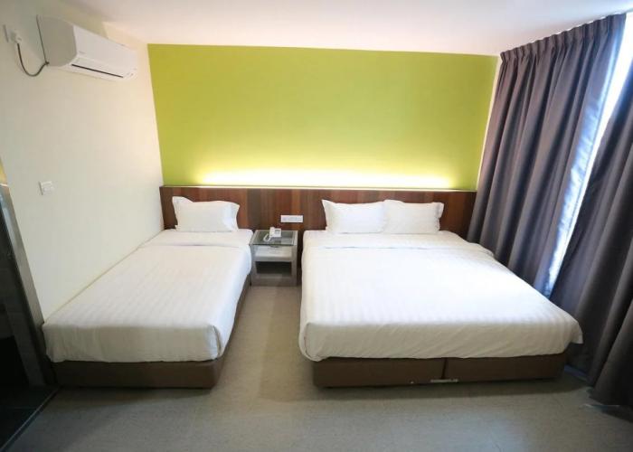 Pantai Regal Hotel