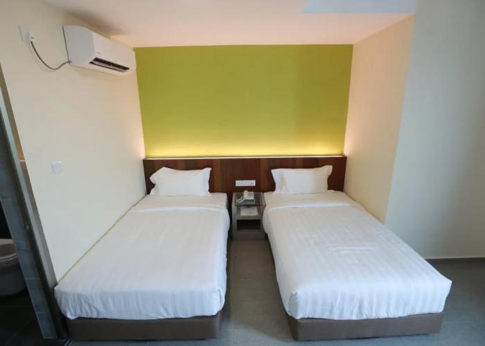 Pantai Regal Hotel