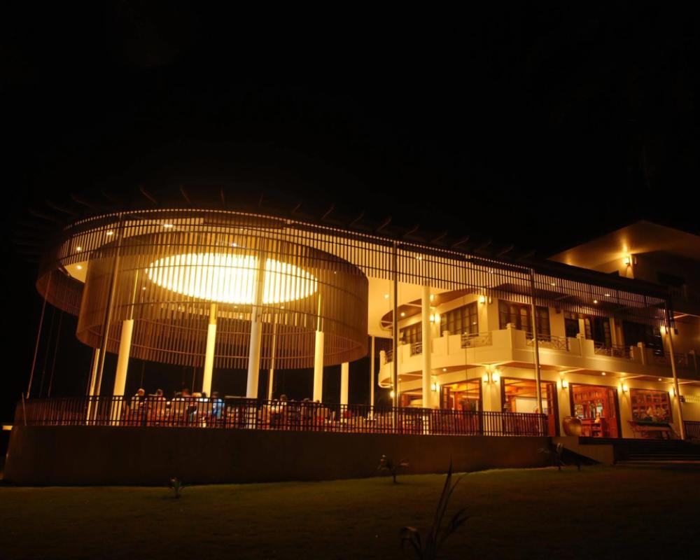 Bansaithong Beach Resort